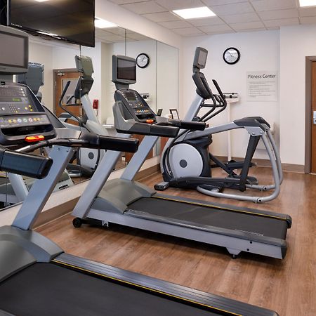 Holiday Inn Express & Suites Pueblo By Ihg Kültér fotó