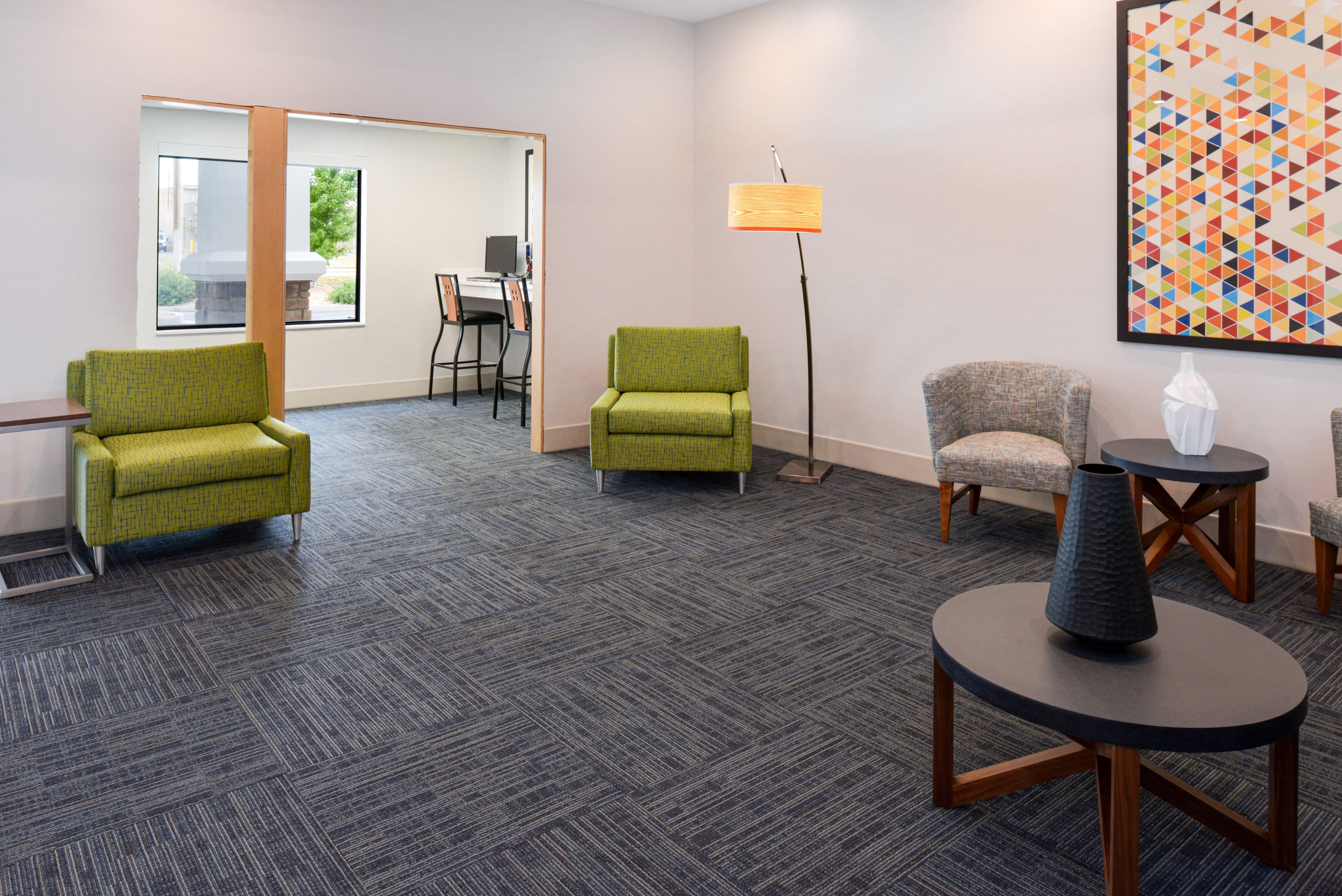 Holiday Inn Express & Suites Pueblo By Ihg Kültér fotó