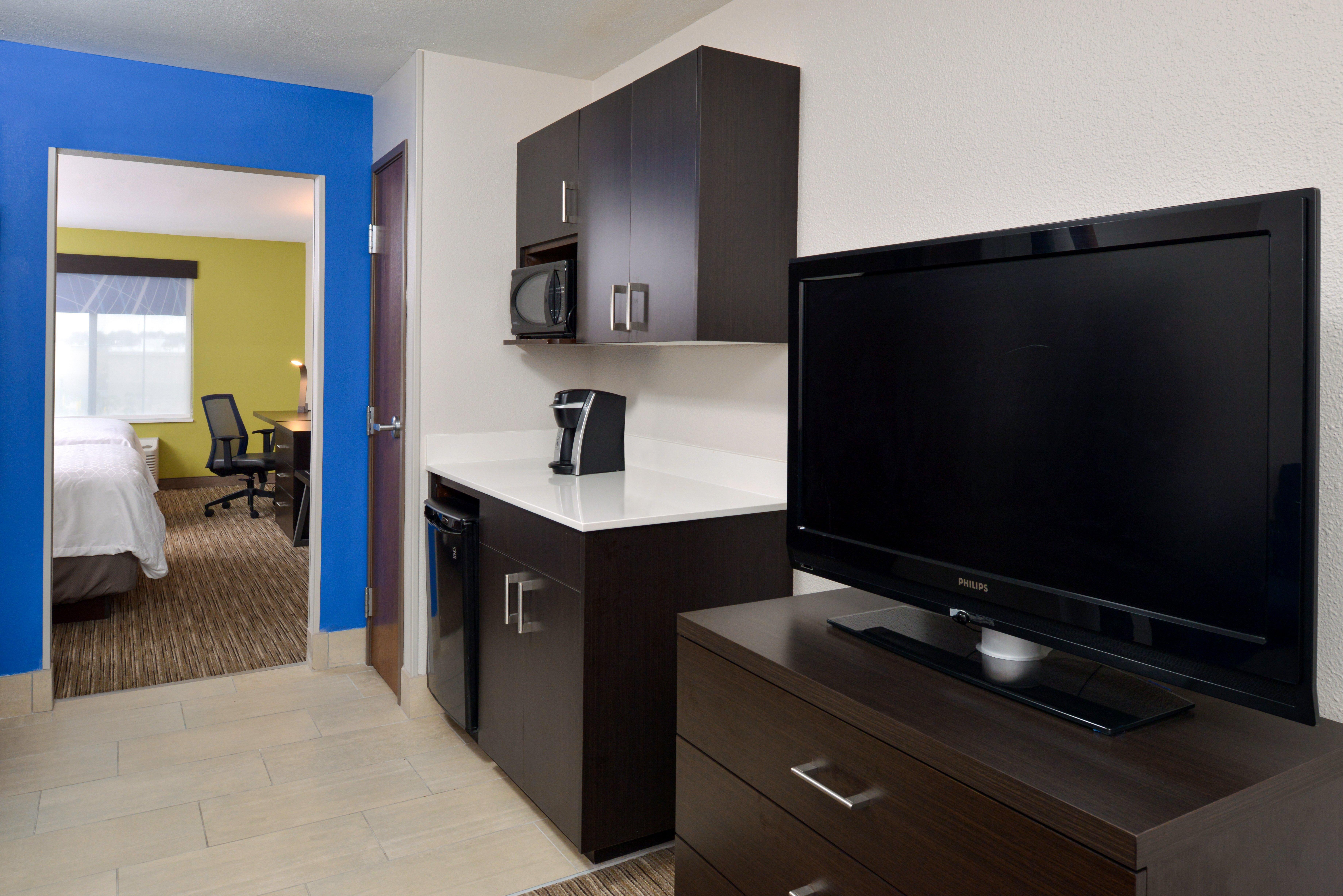 Holiday Inn Express & Suites Pueblo By Ihg Kültér fotó